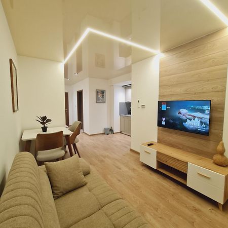 Airport Molko Apartments Surčin Exterior foto