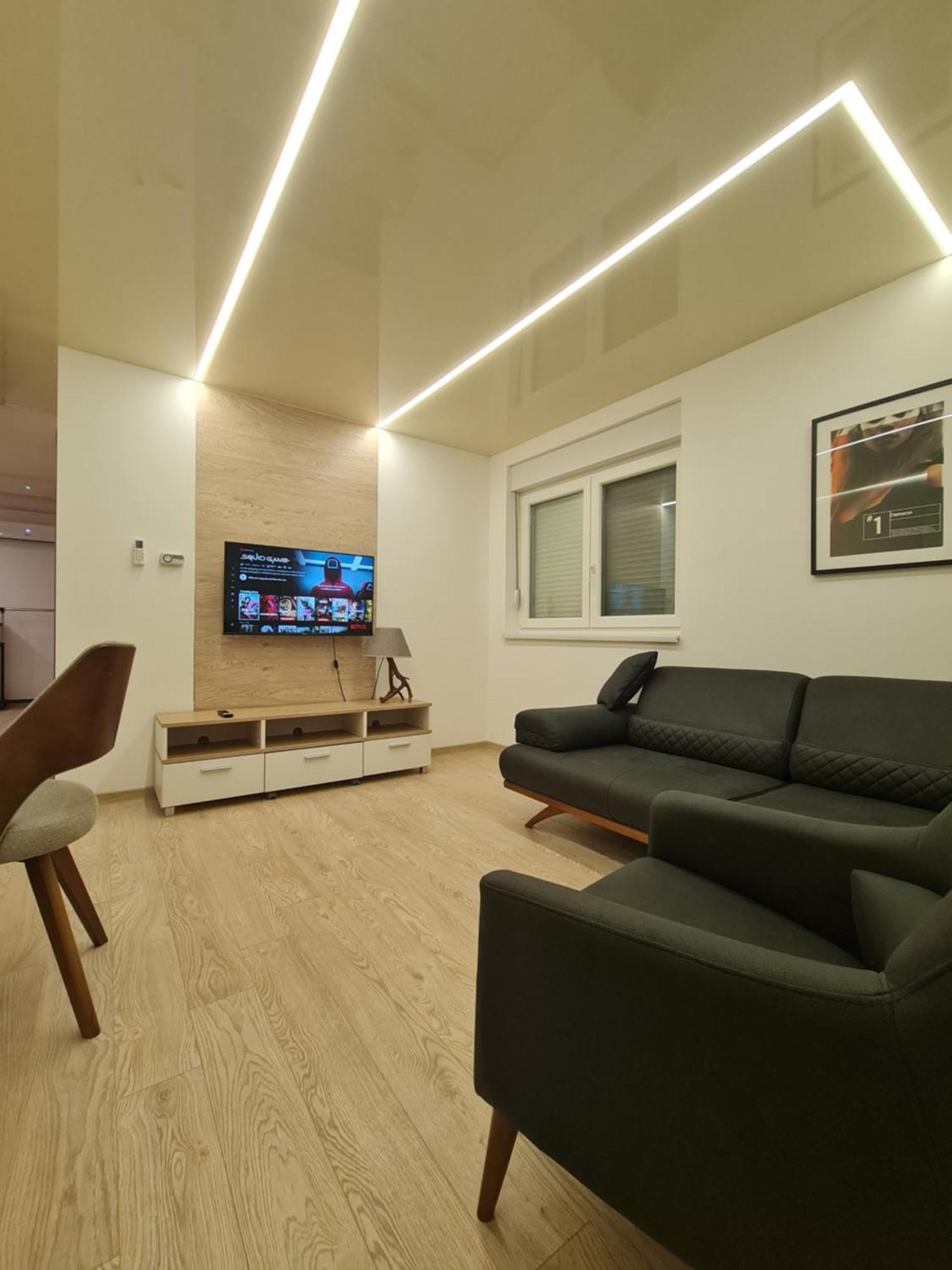 Airport Molko Apartments Surčin Exterior foto