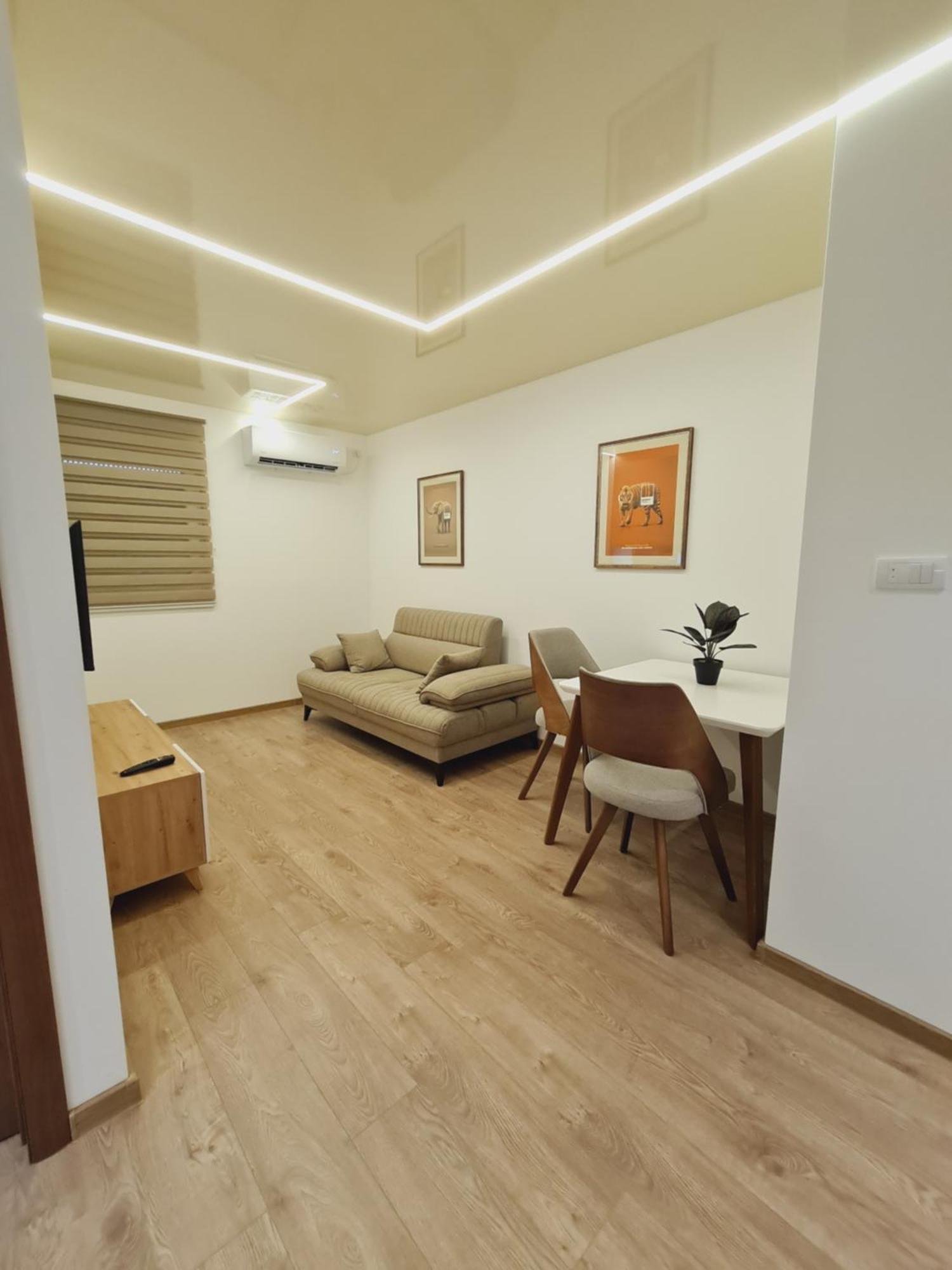 Airport Molko Apartments Surčin Exterior foto